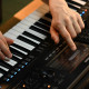 YAMAHA PSR SX720+ Keyboard z odtwarzaczem plików MP3 / WAV / Bluetooth