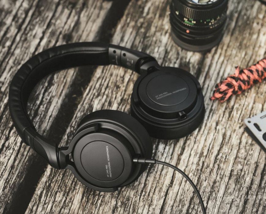 Beyerdynamic DT 240 PRO (DT240PRO) - Słuchawki nauszne zamknięte