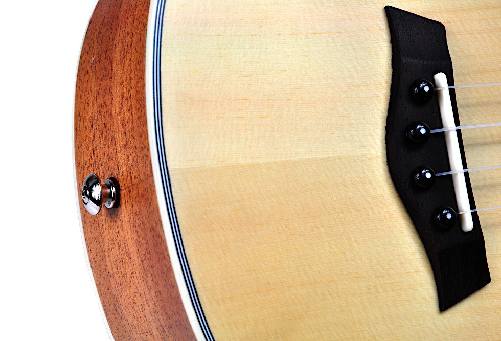 QBT U23Q-SPRUCE - Ukulele koncertowe ze świerku i mahoniu w komplecie z pokrowcem