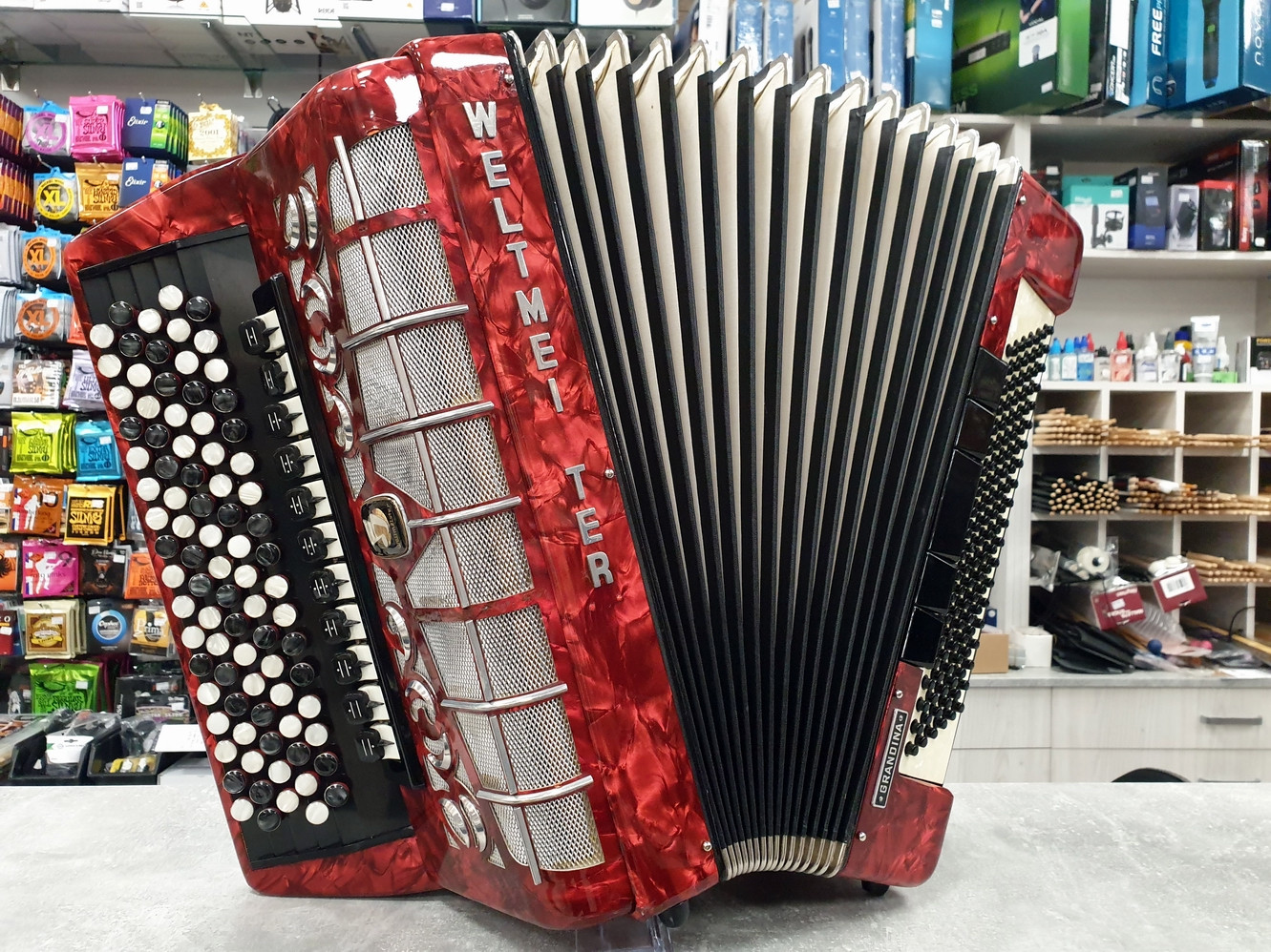 WELTMEISTER Grandina 120 bas - Gryf B, 49cm, czerwona, futerał soft