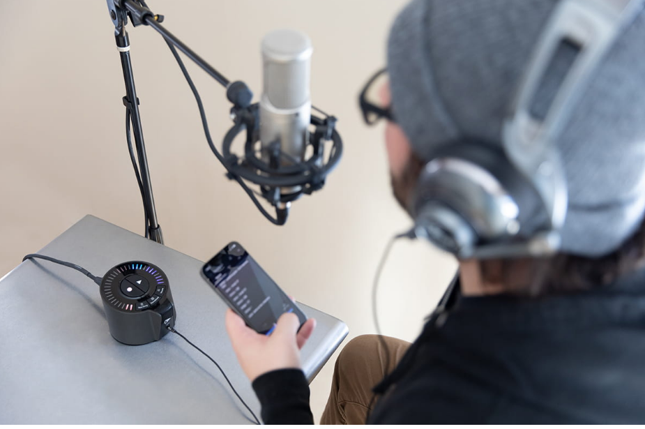 IZOTOPE SPIRE STUDIO 2 GENERACJA - interface audio