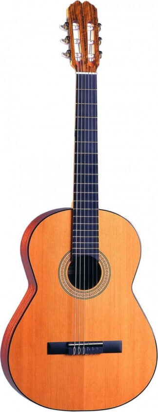 Admira ROSARIO - gitara klasyczna