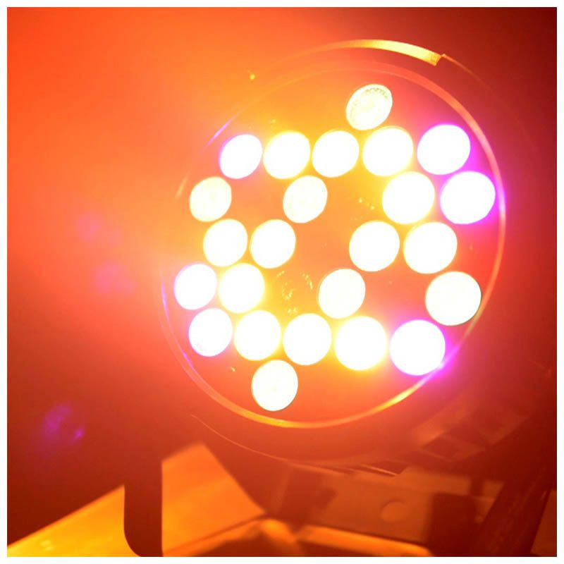 LIGHT4ME BLACK PAR 30x3W RGBA-UV LED reflektor sceniczny estradowy lekki ultrafiolet