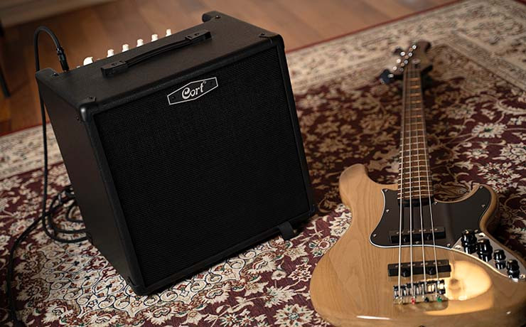 CORT CM40B - Kombo basowe 40 Watt