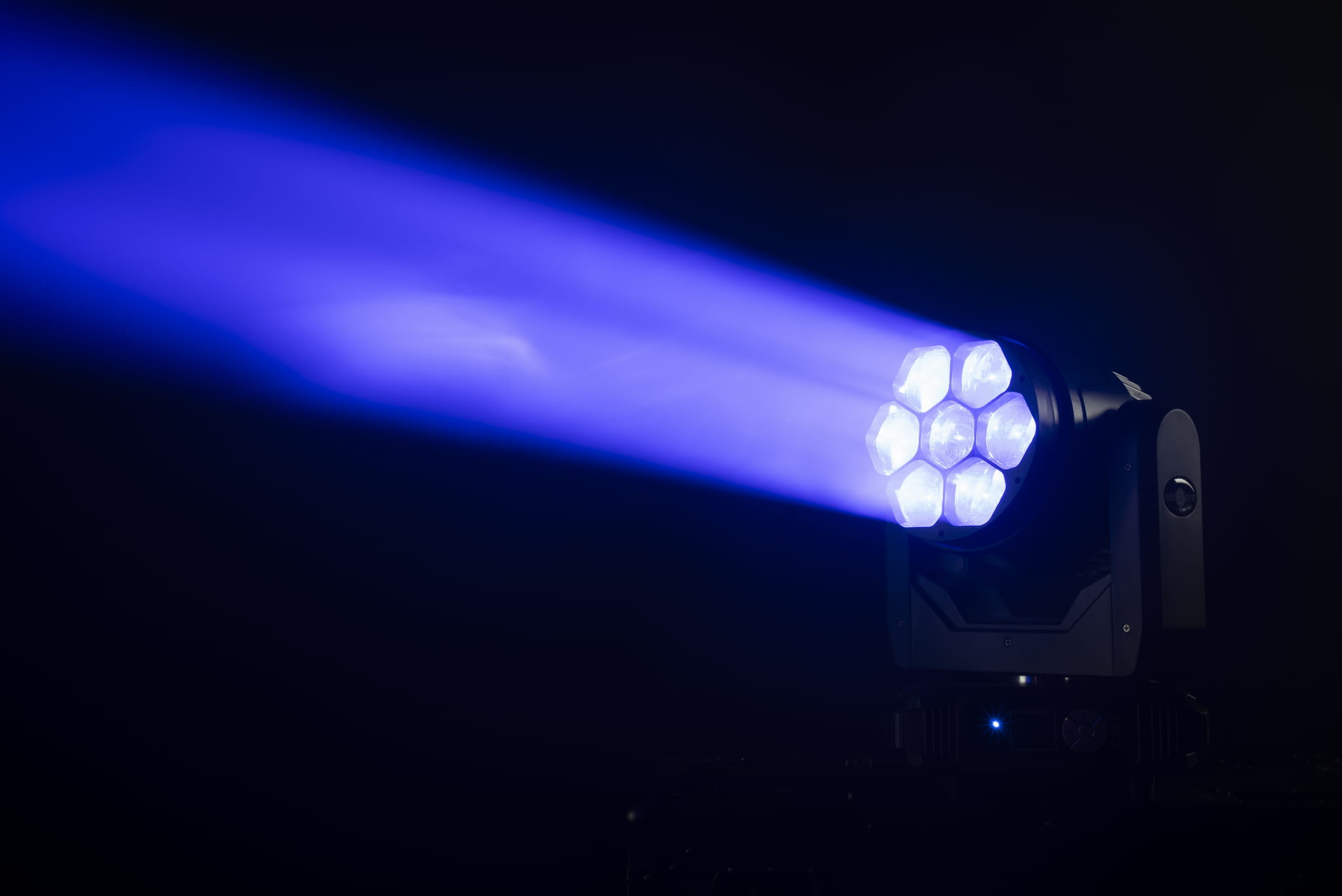 WASH-BE LED 740 PRO Flash - Głowica ruchoma LED