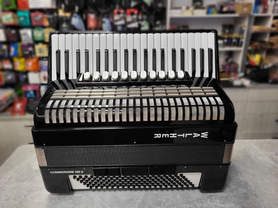 Walther Commodore 120 S - akordeon używany, 120 basowy, stan idealny