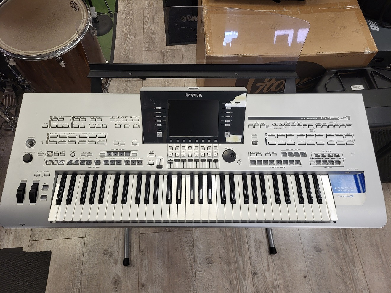 YAMAHA TYROS 4 - Profesjonalny aranżer, z dyskiem 250GB, pulpitem, pokrowcem + STYLE