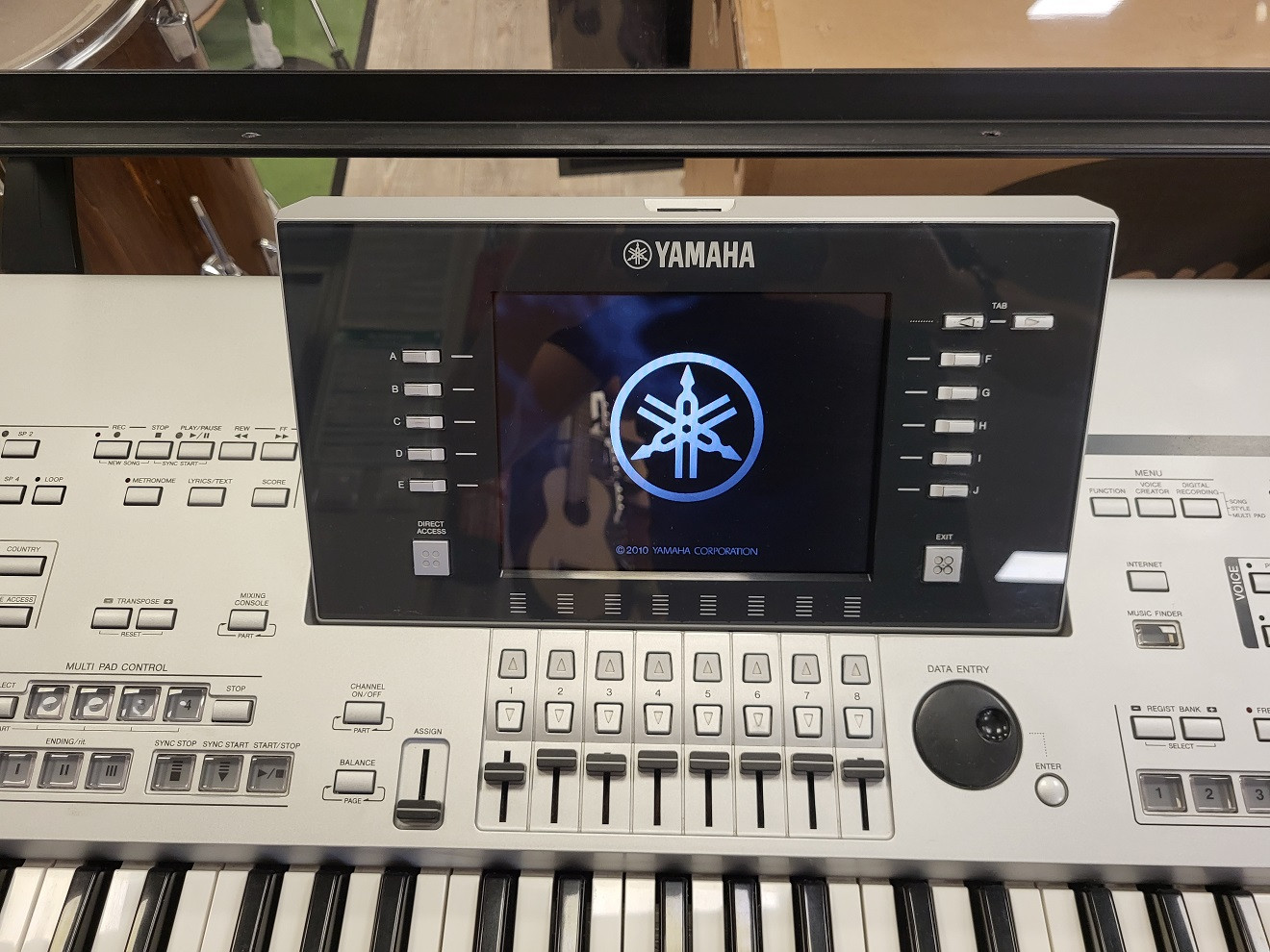 YAMAHA TYROS 4 - Profesjonalny aranżer, z dyskiem 250GB, pulpitem, pokrowcem + STYLE