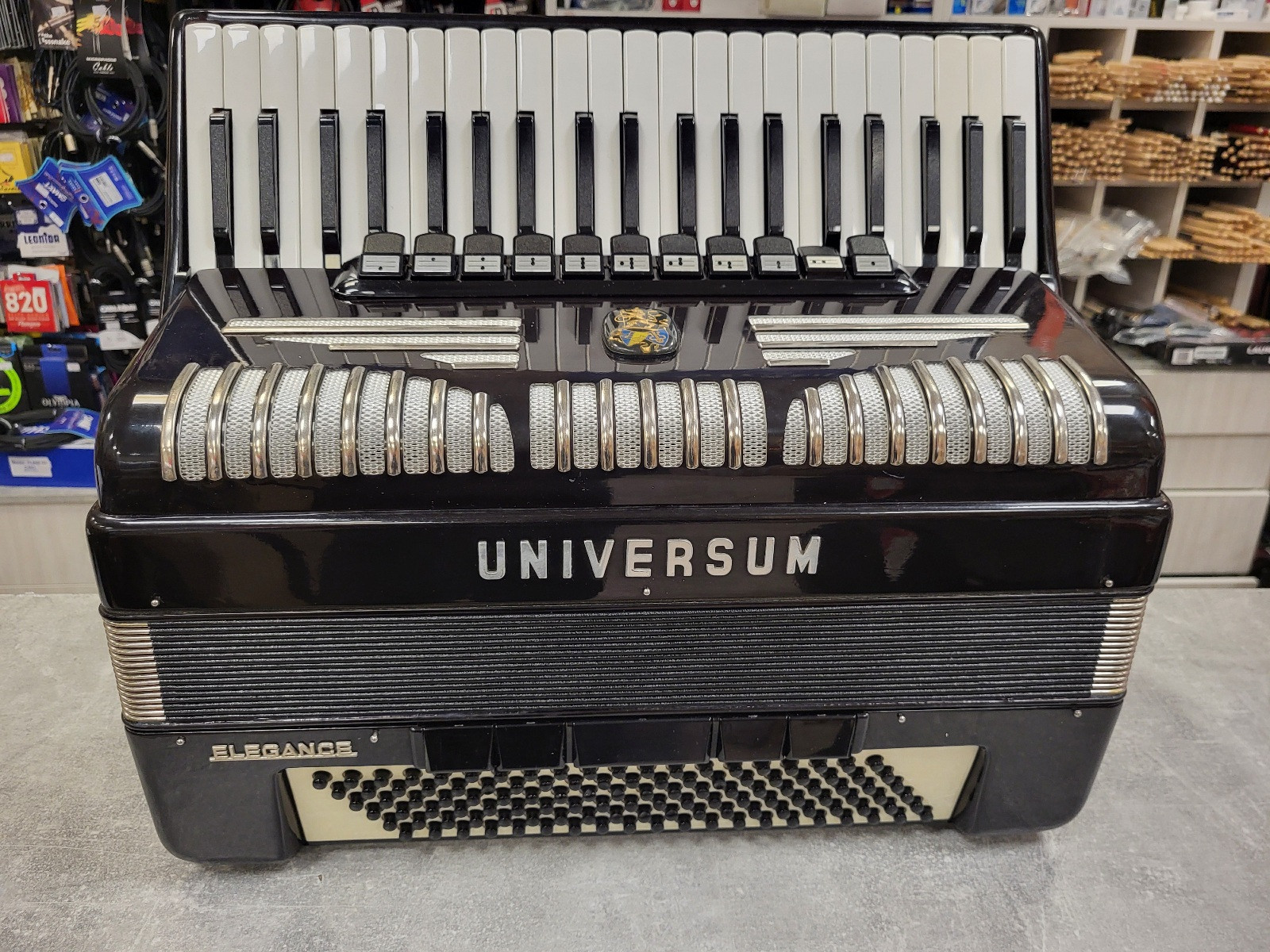Akordeon Universum Elegance 120 basowy - Jak nowy, faktura, RATY