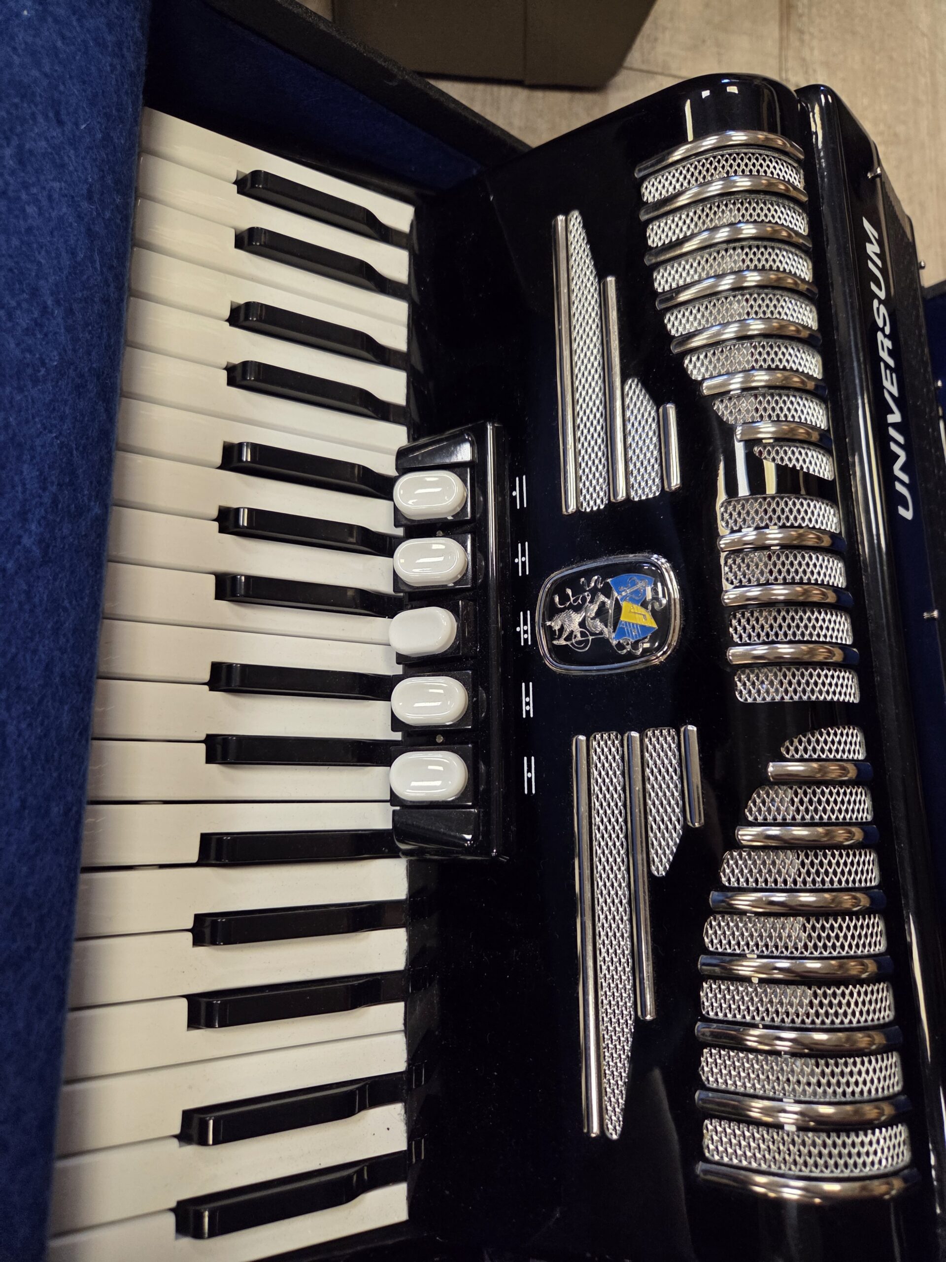 Weltmeister UNIVERSUM Elegance 72 - obrazek 3